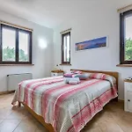 8 Beds In Not Far From The Sea * ستينتينو