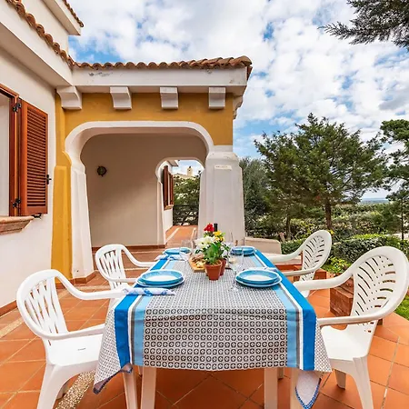 8 Beds In Not Far From The Sea Vila *