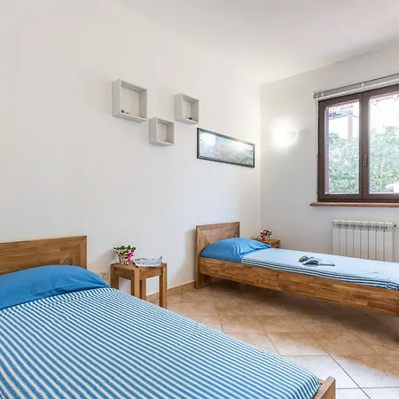 ヴィラ 8 Beds In Not Far From The Sea
