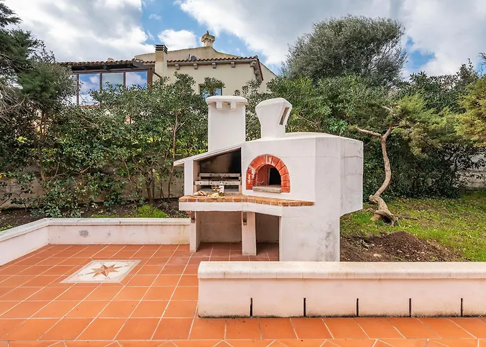 8 Beds In Not Far From The Sea Villa Stintino