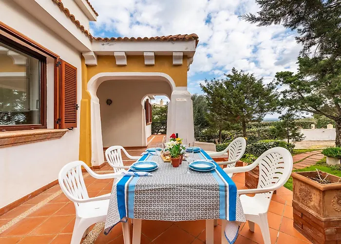 8 Beds In Not Far From The Sea Villa *