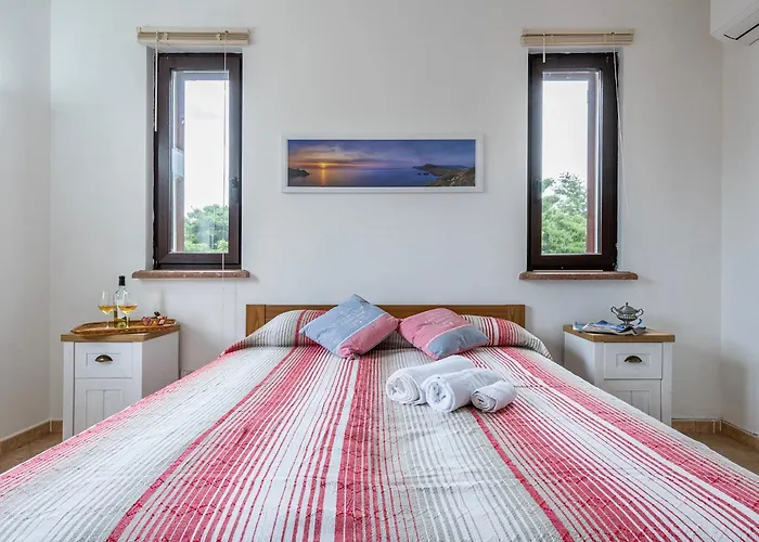 别墅 8 Beds In Not Far From The Sea