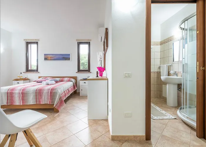 8 Beds In Not Far From The Sea Villa Stintino